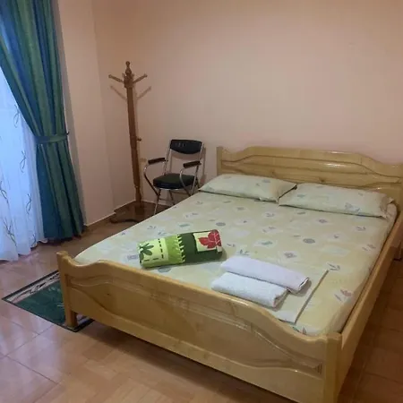 Villa Deni Tushemisht