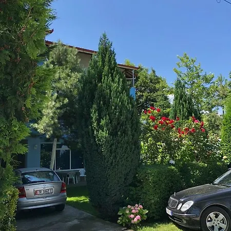 Villa Deni